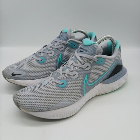 Nike Renew Run Running Sneakers Athletic Sky Gray Hyper Turquoise Size 10 - Picture 1 of 11